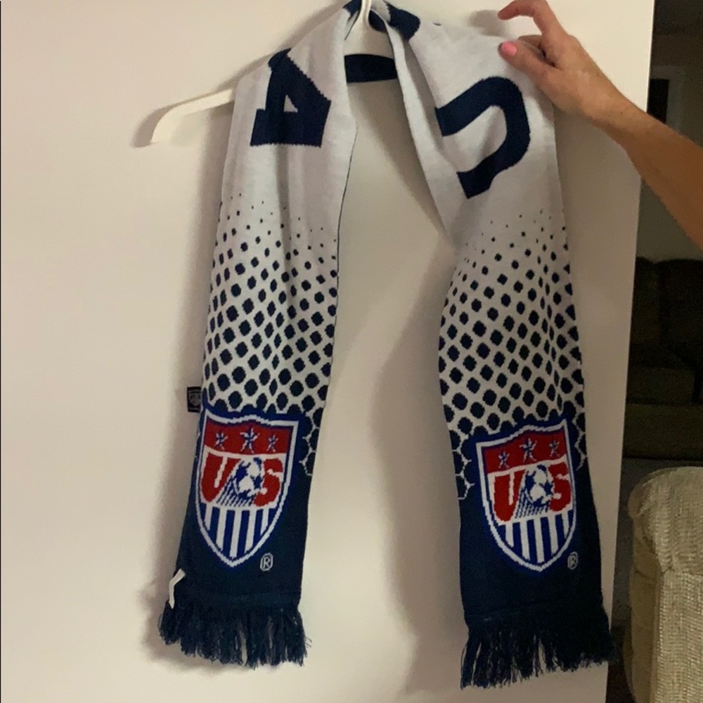 Scarf